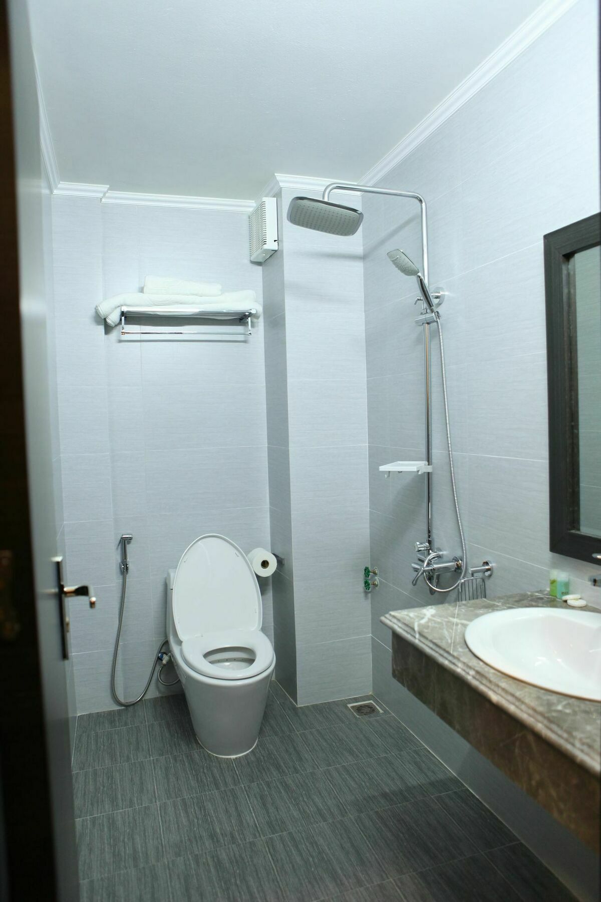 Hera Ha Long Hotel Exterior photo